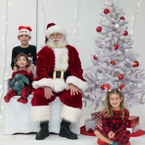 Meet your Posher, April